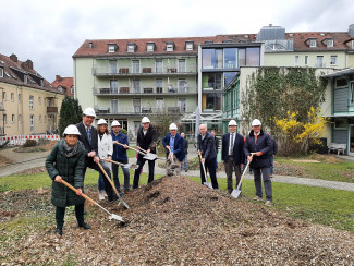 (vorne v. li):  Dr. Renate Fiedler, Hendrik Lütke, Marion Kastner, Martin Simny, Clemens Link, Christian Meyer-Spelbrink, Eberhard Lammerer, Dr. Weynrich Slenczka, Wilhelm Mertel. Hinten: hi Mitte: Andreas Schrappe