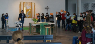 Jugendgottesdienst als Abschluss des Konfi-Tages mit Diakon Timo Richter 