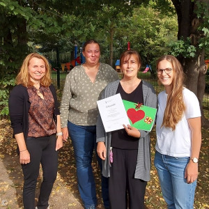 Gruppenbild mit 4 Erzieherinnen